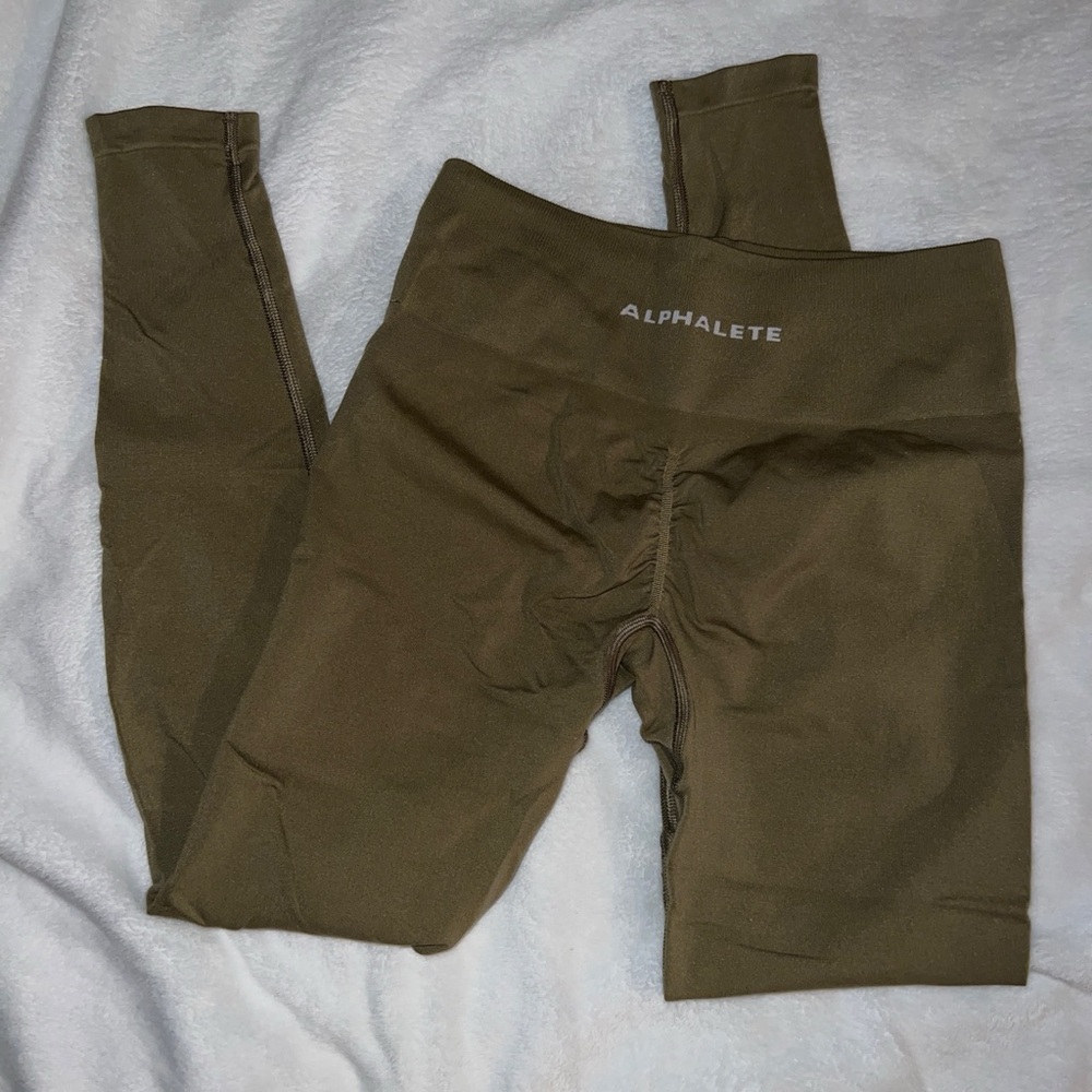 Alphalete Olive Leggings